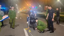 Khởi tố “ma men” phi xe máy hất văng CSGT