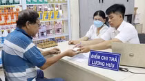 Đẩy mạnh chi trả các chế độ bảo hiểm không dùng tiền mặt