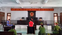 Tiếp tục hầu tòa vì đánh bạn tù khi đang thi hành án chung thân