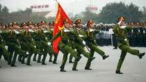 Bài 1: Trên dưới đồng lòng, dọc ngang thông suốt