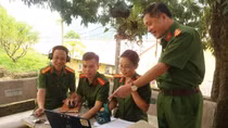 Nghe “tiếng Mông ta”, bà con tẩy chay tổ chức Dương Văn Mình