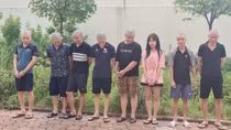 Bi kịch từ những món quà "trên trời rơi xuống"