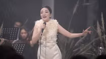 “Họa mi” bán cổ điển Phạm Thu Hà “gây choáng” với dự án âm nhạc mới