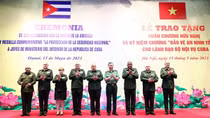 Trao phần thưởng cao quý của Đảng, Nhà nước và Bộ Công an Việt Nam tặng Bộ Nội vụ Cuba