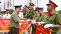 Công an Hà Nội trao giải hội thi điều lệnh, quân sự, võ thuật