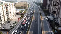 Người dân trở về Hà Nội từ sớm để tránh cảnh ùn tắc