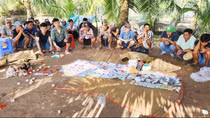 30 con bạc bị bắt tại điểm đá gà, thu giữ trên 500 triệu đồng
