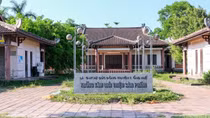 Trung tâm giới thiệu sản phẩm nghề truyền thống thành "bãi đáp" của con nghiện