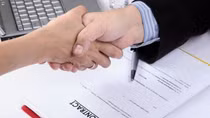 Tìm bị hại ký hợp đồng nhượng quyền sử dụng nhà ở, văn phòng với Công ty TNHH TTL Real