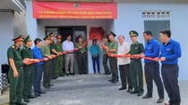Công an Khánh Hòa trao tặng hai căn nhà tình nghĩa cho thân nhân liệt sĩ CAND