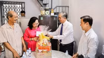 Trên 400 tỷ đồng chăm lo gia đình chính sách, người có công dịp Tết Giáp Thìn