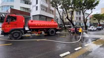 Lũ rút, Công an Thừa Thiên Huế ra quân tổng vệ sinh môi trường