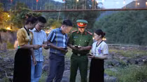 Công an xã giúp đồng bào làm du lịch xanh (Bài 2)