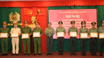 Khen thưởng gần 70 tập thể, cá nhân xuất sắc làm theo lời Bác