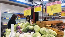 Kích cầu nội địa, tạo đà tăng trưởng