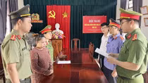 Giả danh vũ công, người yêu ca sĩ nổi tiếng ở Mỹ để lừa đảo