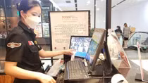 Hỗ trợ môi trường kinh doanh bình đẳng, bảo vệ quyền lợi người tiêu dùng