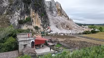 Mỏ đá “hành dân” nhiều năm