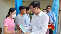 Người bệnh ở Sóc Trăng được điều trị nhờ có BHYT
