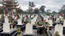 Cục Đối ngoại về nguồn, tưởng nhớ các anh hùng liệt sĩ tại Quảng Trị