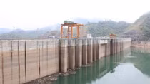 Hệ thống điện quốc gia gặp nhiều khó khăn khi nắng nóng kéo dài trên diện rộng