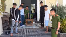 Ngăn chặn nhiều nhóm thanh, thiếu niên "nói chuyện" bằng… hung khí