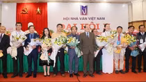 Lần đầu tiên tổ chức Hội nghị đại biểu nhà văn lão thành Việt Nam