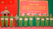 Khen thưởng tập thể, cá nhân học tập và làm theo tư tưởng, đạo đức, phong cách Hồ Chí Minh
