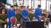 Nhóm thanh niên đánh nữ nhân viên gác chắn đường sắt lĩnh án