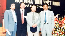 Khi nhà thơ Huy Cận làm thơ vui