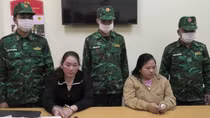 Mẹ cùng con gái mang 95 triệu đồng đi mua ma túy