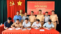 Doanh nghiệp vận tải ký cam kết không vi phạm Luật Giao thông