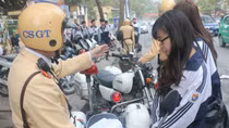 An toàn giao thông trở thành tiêu chí đánh giá thi đua hàng năm của giáo viên