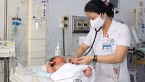 Em bé 6,1kg chào đời ở Hà Tĩnh