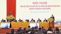 Coi trọng đặc biệt việc xây dựng đội ngũ cán bộ ngành Tài nguyên và Môi trường