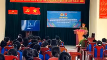 Không có chuyện nhóm thanh thiếu niên "chặn xe cướp của" như lan truyền trên mạng