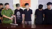 Nhóm trẻ trâu mang dao đi “cháy phố” rồi chém người