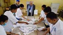 Đảng của ông Hun Sen thắng lớn với đại đa số ghế Quốc hội