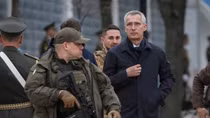 Tổng thư ký NATO đến Kiev