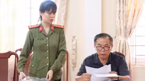 Làm rõ vụ tổng biên tập tự cấp thẻ hoạt động báo chí tràn lan cho… doanh nghiệp
