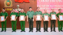 7 tập thể thuộc Công an tỉnh Kiên Giang nhận bằng khen của Bộ Công an