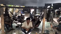 Bắt nhóm nam, nữ “mở tiệc” ma tuý quán cà phê chòi
