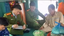 Mang theo lượng thuốc nổ lớn ra biển đánh cá