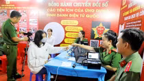 Mở “Gian hàng chuyển đổi số” tại hội chợ