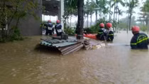 Cử tri vùng rốn lũ Đà Nẵng đề nghị “trời mưa to, nước ngập hãy đi khảo sát”!
