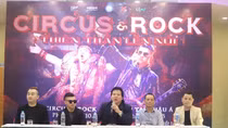 Lần đầu tiên các nghệ sĩ kết hợp xiếc và rock