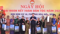 Chủ tịch Quốc hội Vương Đình Huệ dự Ngày hội Đại đoàn kết toàn dân tộc tại Đà Nẵng