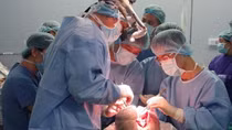 Hồi sinh sự sống cho người mắc bệnh phổi giai đoạn cuối