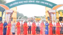 Khai mạc “Con đường nghệ thuật gốm đỏ Vĩnh Long”