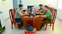 Đăng tải video sai sự thật, chủ kênh Youtube “Nhân gà Vlog” bị phạt
